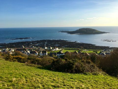 Deep Blue Shore Looe Cornwall - View across Looe Bay to Hannafore